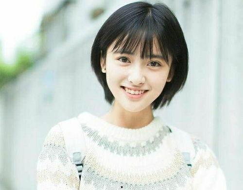 娱乐吃瓜小花演戏,吃瓜之余,演技绽放 第2张 娱乐吃瓜小花演戏,吃瓜之余,演技绽放 第2张