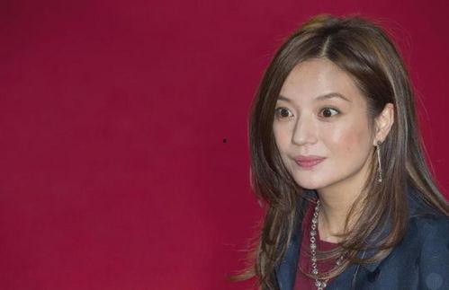 娱乐圈十大吃瓜女明星,揭秘幕后故事与八卦风云 第3张 娱乐圈十大吃瓜女明星,揭秘幕后故事与八卦风云 第3张