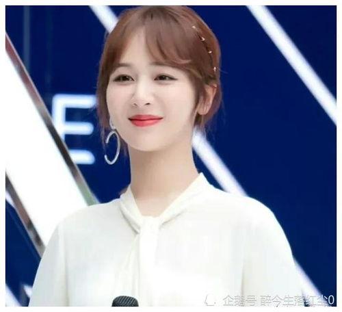 娱乐吃瓜酱姐弟,揭秘娱乐圈背后的温馨亲情故事  第2张