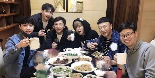 娱乐吃瓜全集播放,揭秘娱乐圈幕后真相,带你领略明星们的真实生活  第2张 娱乐吃瓜全集播放,揭秘娱乐圈幕后真相,带你领略明星们的真实生活  第2张