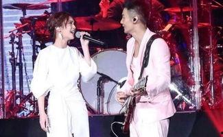 娱乐圈吃瓜爽文全员看眼睛读心,眼见为实？娱乐圈全员读心大揭秘！  第3张