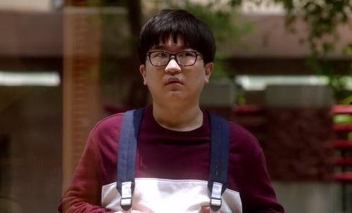 娱乐吃瓜背景女星,揭秘那些年我们吃瓜的女星们 第2张 娱乐吃瓜背景女星,揭秘那些年我们吃瓜的女星们 第2张