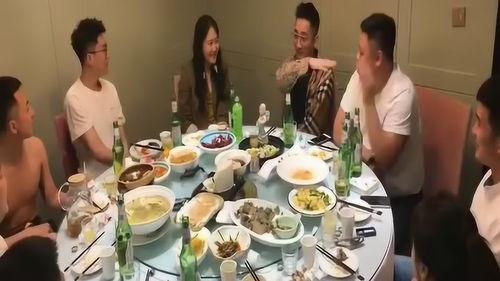 吃瓜少女娱乐游戏,揭秘幕后精彩瞬间  第1张