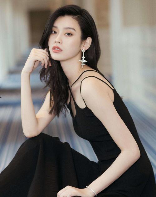 吃瓜娱乐圈奚梦瑶百度云,百度云独家放送 第2张 吃瓜娱乐圈奚梦瑶百度云,百度云独家放送 第2张