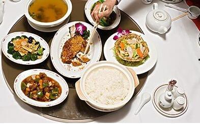 娱乐圈一日三餐吃瓜,明星们的三餐吃瓜日常  第2张