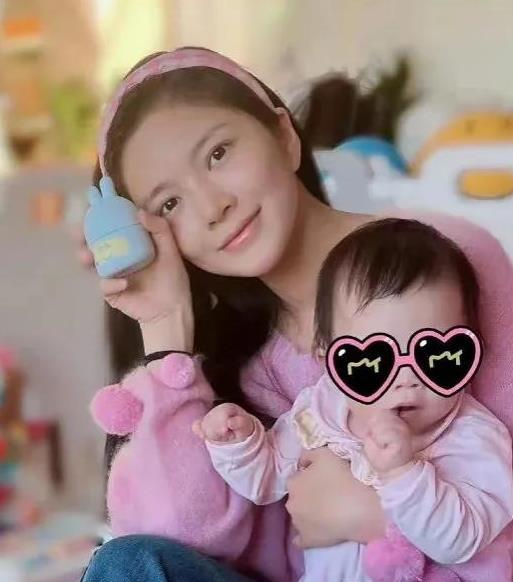 小主儿娱乐吃瓜,揭秘娱乐圈幕后故事  第2张